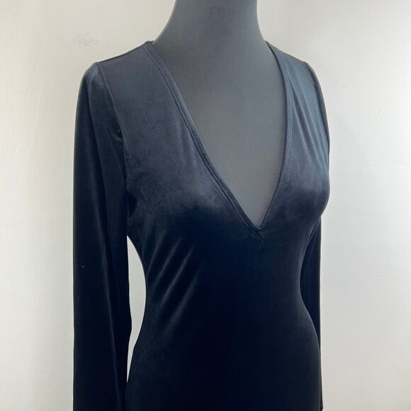 Good American Black Velvet Plunge V-Neck Long Sleeve Bodycon Midi Dress Sz 2 NEW - Picture 8 of 11